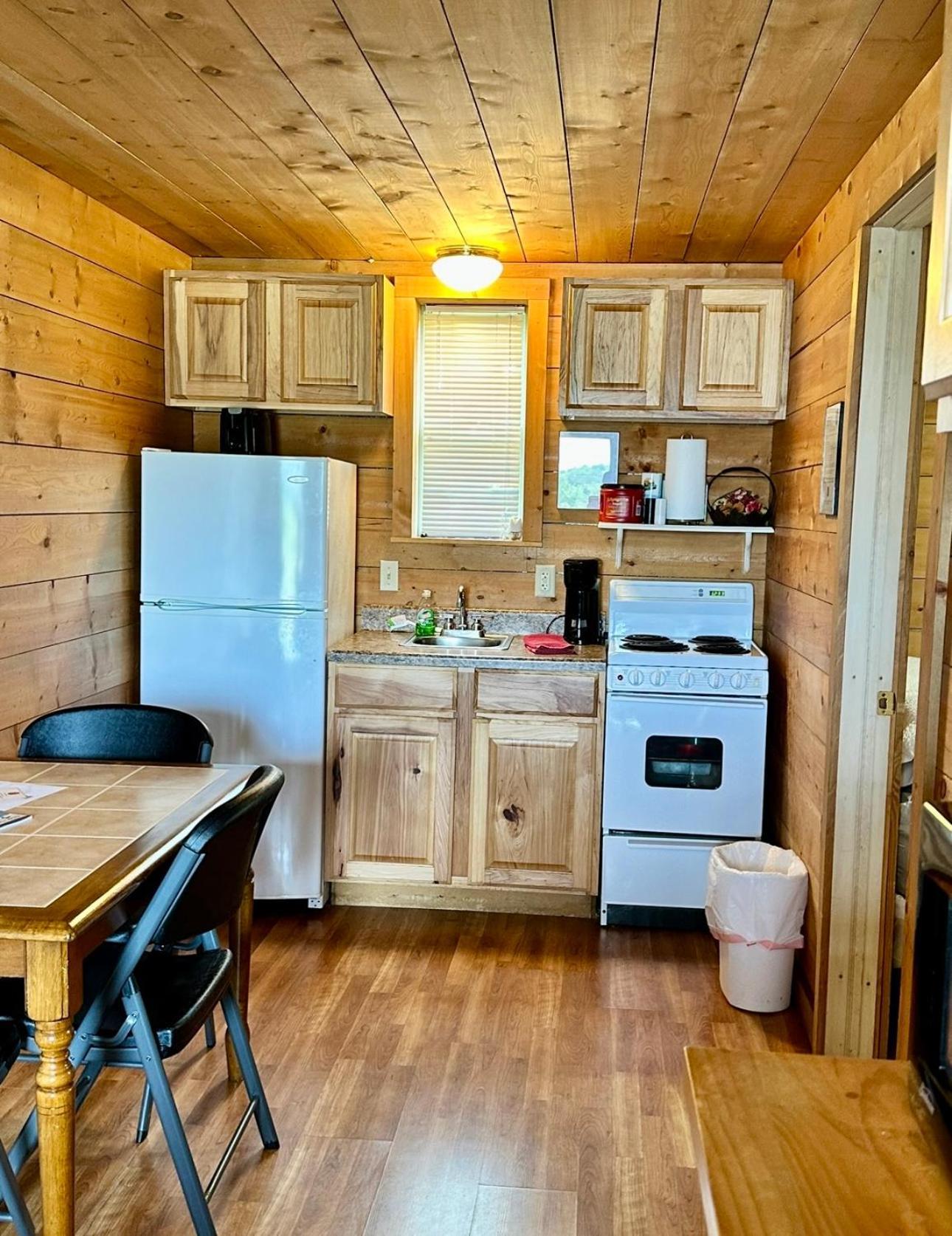 Lakeside Motel, Cabins And Rv Kingston Εξωτερικό φωτογραφία